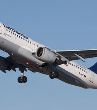 Lufthansa_Airbus_A320-211_D-AIQT_01.jpg Lufthansa_Airbus_A320-211_D-AIQT_01.jpg
